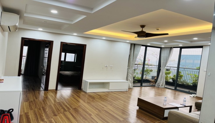 CHO THUÊ CĂN HỘ N01-T1 Chung Cư Ngoại Giao Đoàn - Tầng Trung đẹp, 117m-3PN-2wc-3 ban công- giá 18tr